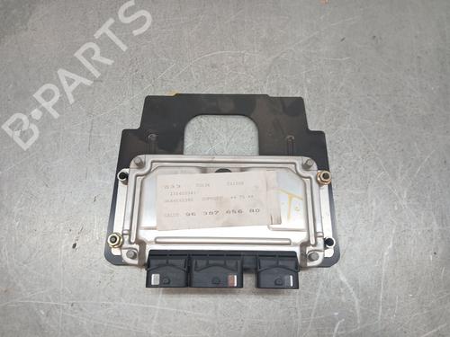 Used Engine control unit (ECU) Engine control unit (ECU) PEUGEOT 307 (3A/C) 1.6 16V (109 hp) 34157549 34157549
