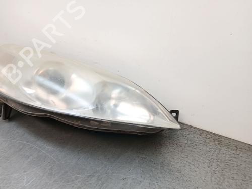 Right headlight PEUGEOT 407 (6D_) 2.0 HDi 135 (6DRHRH, 6DRHRE, 6DRHRG, 6DRHRJ) | BP28621522C29 
