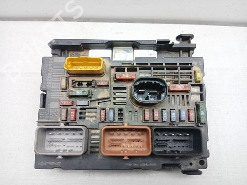 Used Fuse box PEUGEOT 308 I (4A_, 4C_) 1.6 HDi (90 hp) 30743217