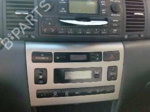 Front left lock TOYOTA COROLLA (_E12_) 1.6 VVT-i (ZZE121_, ZZE121R) | BP2668627C98 
