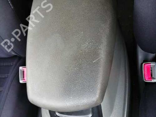 Used Armrest / Center console SSANGYONG RODIUS I 2.7 Xdi (165 hp) 13039014