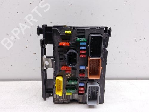 Używane Skrzynka bezpieczników CITROËN C2 (JM_) 1.1 (60 hp) 29889495
