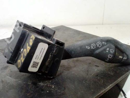 Used Steering column stalk FORD FOCUS III 1.0 EcoBoost (125 hp) 8286638