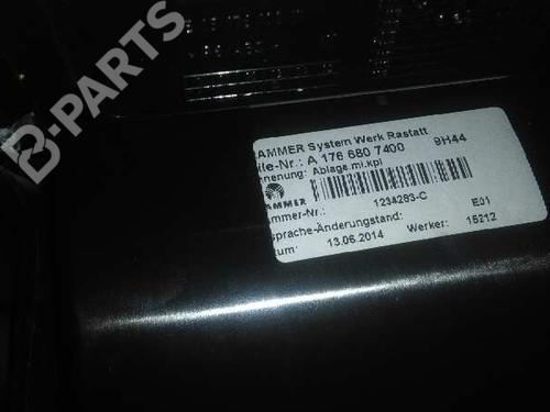 Armrest / Center console MERCEDES-BENZ GLA-CLASS (X156) GLA 200 CDI / d (156.908) | BP7162415I20 