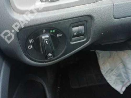Used Headlight switch VW GOLF VII (5G1, BQ1, BE1, BE2) 1.6 TDI (105 hp) 12121288