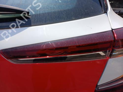 right-tailgate-light-renault-captur-ii-hf_-2020-34441444 main image