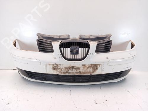Used Front bumper SEAT IBIZA III (6L1) 1.4 16V (75 hp) 30543102