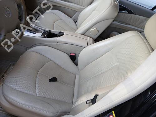 Right front door MERCEDES-BENZ E-CLASS (W211) E 320 CDI (211.026) | BP22753430C3 