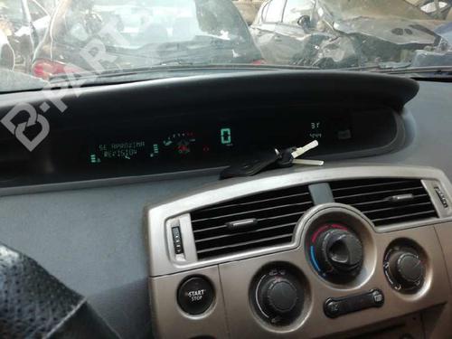 Fuse box RENAULT GRAND SCÉNIC II (JM0/1_) 1.5 dCi (JM1E) | BP10237221E1 