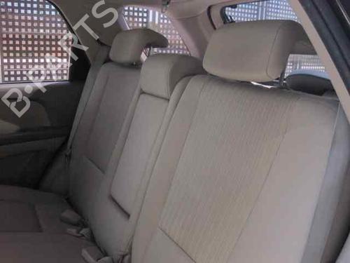 Left front steering knuckle KIA SPORTAGE II (JE_, KM_) 2.0 i 16V | BP2363044M25 