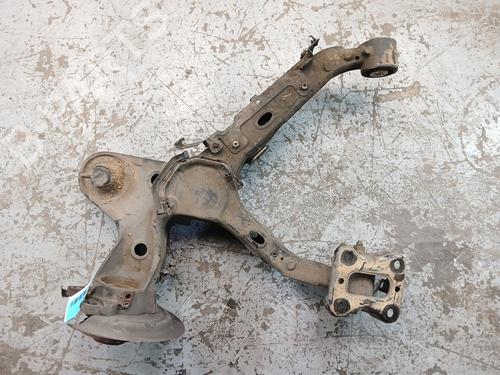 Used Right rear steering knuckle PEUGEOT EXPERT Bus (V_) 2.0 BlueHDi 150 (150 hp) 31156082