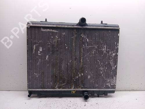 Used Water radiator Water radiator 37427694 37427694