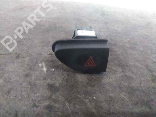 Bouton de warning RENAULT CAPTUR I (J5_, H5_) 1.5 dCi 90 (90 hp) 262907372R