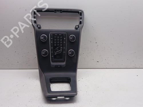 radio-volvo-v40-hatchback-525-2012-2013-2014-2015-2016-2017-2018-2019-26207314 main image