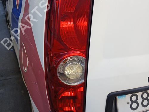 Feu arrière gauche OPEL COMBO Box Body/MPV (X12) 1.3 CDTI (B05) (90 hp) 31250863