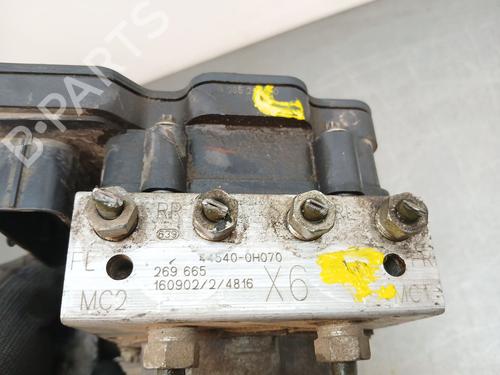 ABS pump TOYOTA AYGO (_B4_) 1.0 (KGB40) | BP38621470M43 - Image 2