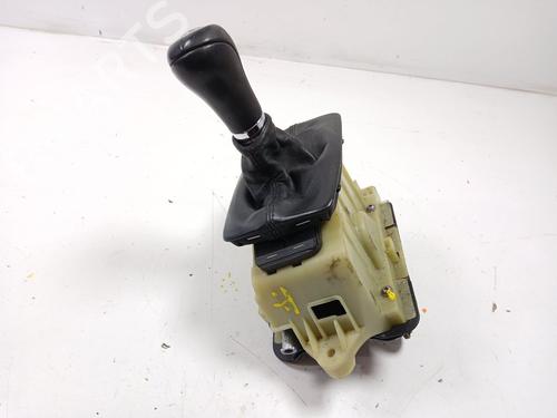 gear-lever-mercedes-benz-c-class-w204-2007-2008-2009-2010-2011-2012-2013-2014-2015-32858819 main image