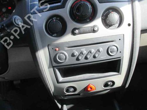Display monitor RENAULT MEGANE II (BM0/1_, CM0/1_) 1.5 dCi (BM0F, BM0T, BM2B, CM0F, CM0T) | BP2370870C48 