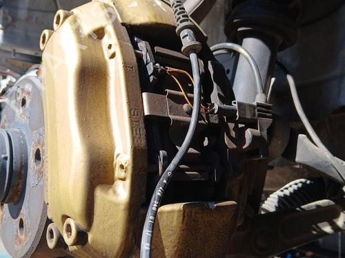 Used Left front brake caliper MERCEDES-BENZ S-CLASS (W220, V220) S 320 (220.065, 220.165) (224 hp) 29972591