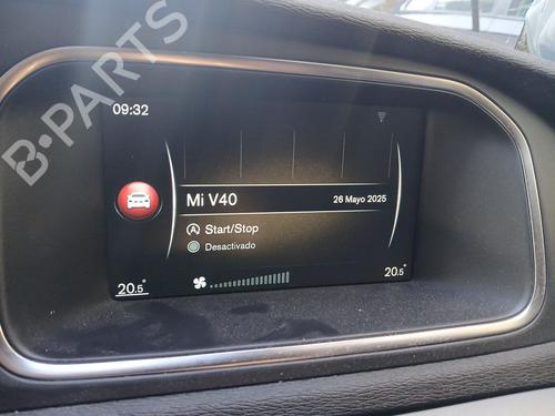 Used Display monitor VOLVO V40 Hatchback (525) D2 (120 hp) 26207313