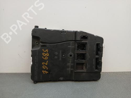 Used Fuse box RENAULT MEGANE II (BM0/1_, CM0/1_) 1.5 dCi (BM1E, CM1E) (106 hp) 19695627