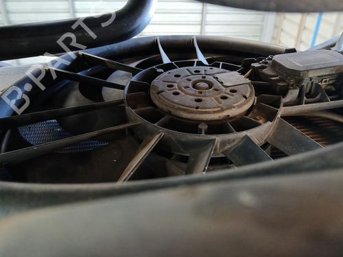Used Radiator fan MERCEDES-BENZ CLS (C219) [2004-2011]  30150058