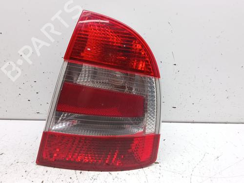 right-taillight-skoda-superb-i-3u4-2001-2002-2003-2004-2005-2006-2007-2008-37232126 main image