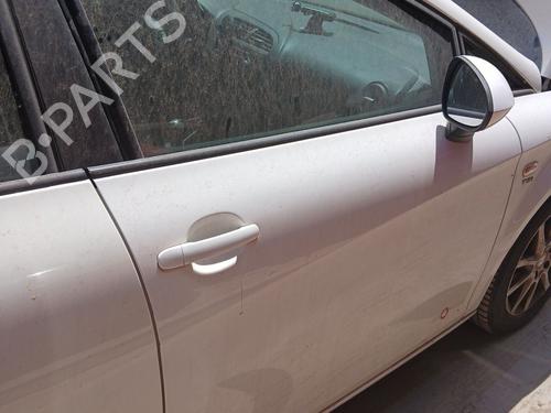 Used Right front door SEAT LEON (1P1) [2005-2013]  27544705