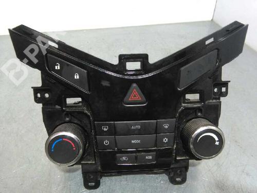 Used Climate control CHEVROLET CRUZE (J300) 2.0 CDI (150 hp) 6098145