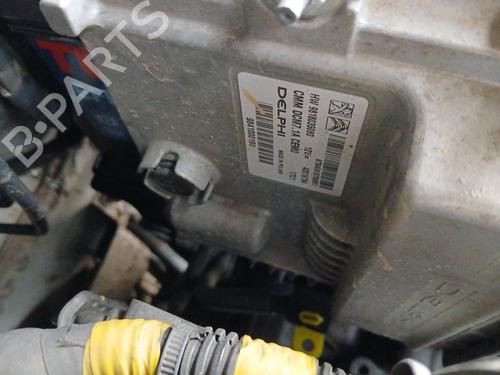 Used Engine control unit (ECU) OPEL VIVARO C Van (K0) 2.0 (122 hp) 31144438