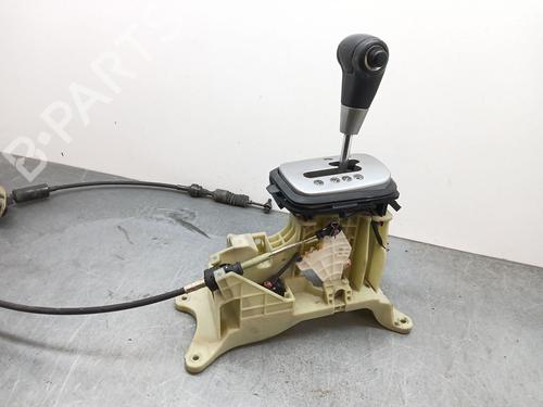 Gear lever KIA SPORTAGE II (JE_, KM_) 2.7 V6 4WD | BP28673773M90