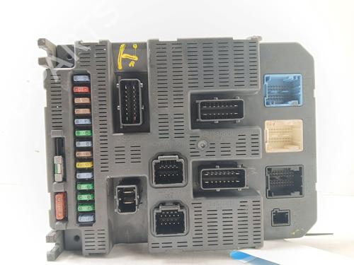 Used Fuse box PEUGEOT 308 I (4A_, 4C_) [2007-2016]  21147339