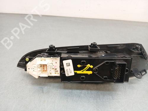 Left front window switch HYUNDAI i30 (GD) 1.4 CRDi | BP38439568I27 - Image 3