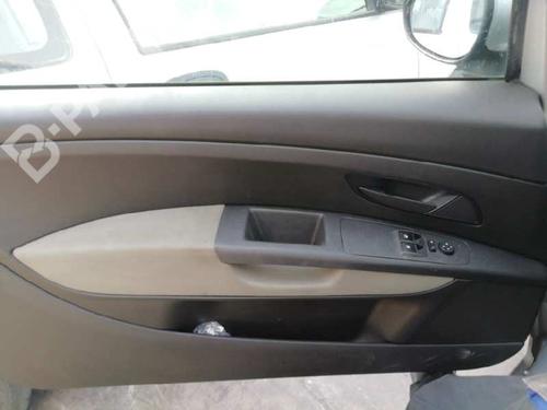 Fuse box FIAT GRANDE PUNTO (199_)  | BP6821882E1 