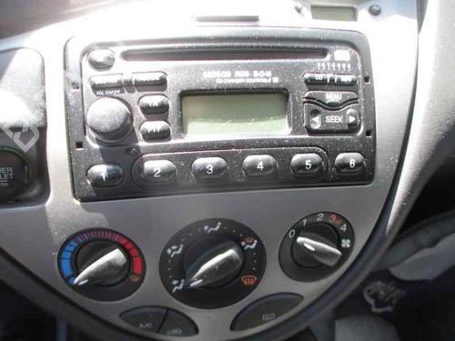 Fuse box FORD FOCUS I Turnier (DNW) 1.8 TDCi | BP2384939E1 
