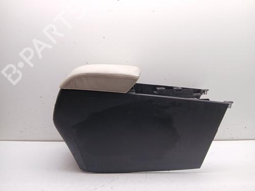 armrest-center-console-mazda-6-estate-gj-gl-2012-30851086 main image