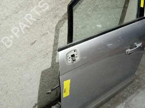 Left front door SSANGYONG RODIUS I 2.7 Xdi | BP13039018C2 