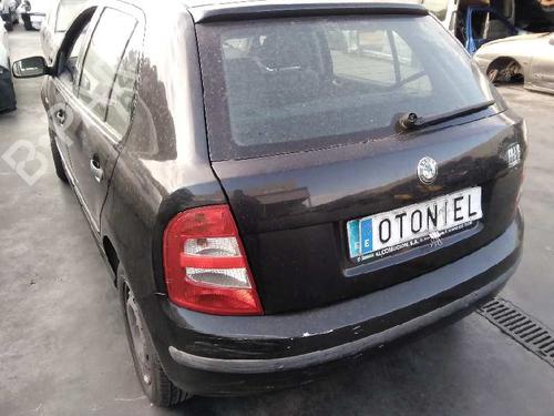 Left taillight SKODA FABIA I (6Y2) 1.4 | BP4195363C34 