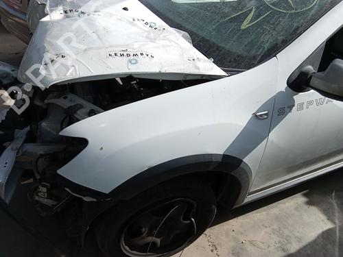 left-front-fenders-dacia-sandero-ii-2012-38255340 main image