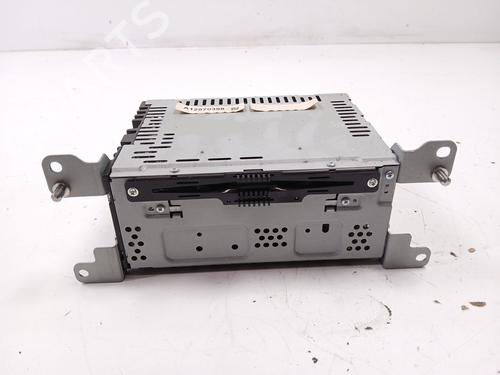 Used Radio FORD MONDEO V Hatchback (CE) 1.5 EcoBoost (160 hp) 32867184