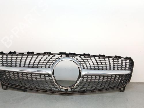 Used Grille MERCEDES-BENZ A-CLASS (W176) A 200 CDI / d (176.008) (136 hp) 30125005