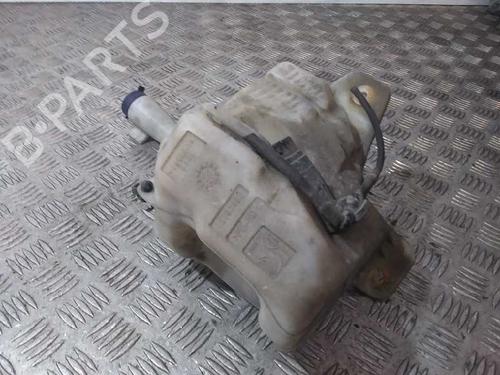 Used Windscreen washer tank FIAT GRANDE PUNTO (199_) 1.3 D Multijet (199.AXD11, 199.AXD1A, 199.AXD1B,... (90 hp) 10711944