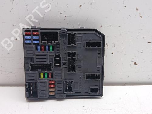fuse-box-renault-kadjar-ha_-hl_-2015-32504680 main image
