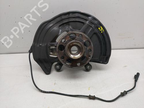 Used Right front steering knuckle MERCEDES-BENZ GLA-CLASS (X156) GLA 200 CDI / d (156.908) (136 hp) 25781726