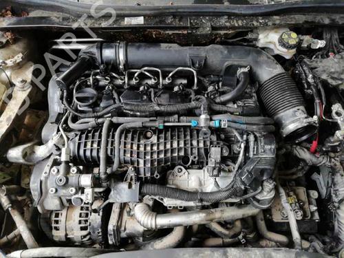 Fuse box VOLVO V40 Hatchback (525) D3 | BP9242030E1  - Image 32