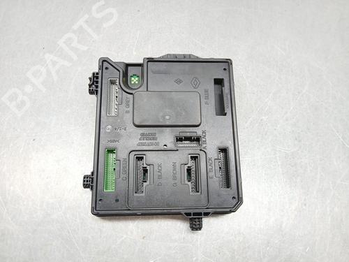 Used Fuse box RENAULT GRAND SCÉNIC III (JZ0/1_) 1.6 dCi (JZ00, JZ12) (130 hp) 30708835