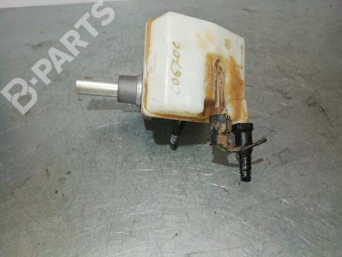 Used Brake master cylinder PEUGEOT 3008 I MPV (0U_) 1.6 HDi (114 hp) 6075109