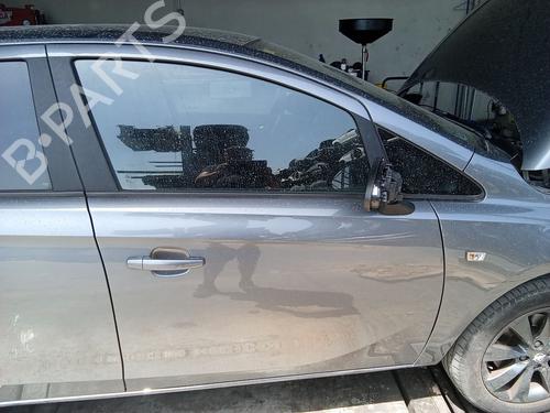 Used Right front door Right front door 38255369 38255369