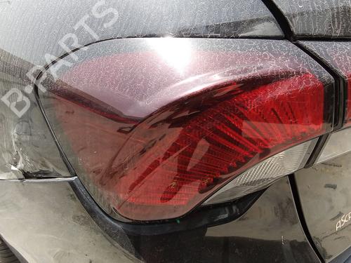 Used Left taillight Left taillight 37477739 37477739