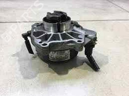 Used Vacuum pump OPEL VECTRA C (Z02) [2002-2009]  16453431